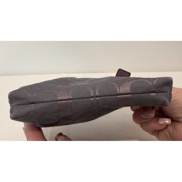 Coach Burgundy Signature Canvas Wristlet Clutch Bag Zip Closure & Leather Strap - Picture 5 of 8